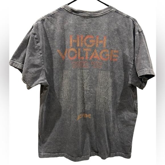 AC/DC Oversized 1976 Tour Tee‎ Size Small Medium Concert Music Band 70s Retro - Picture 2 of 3